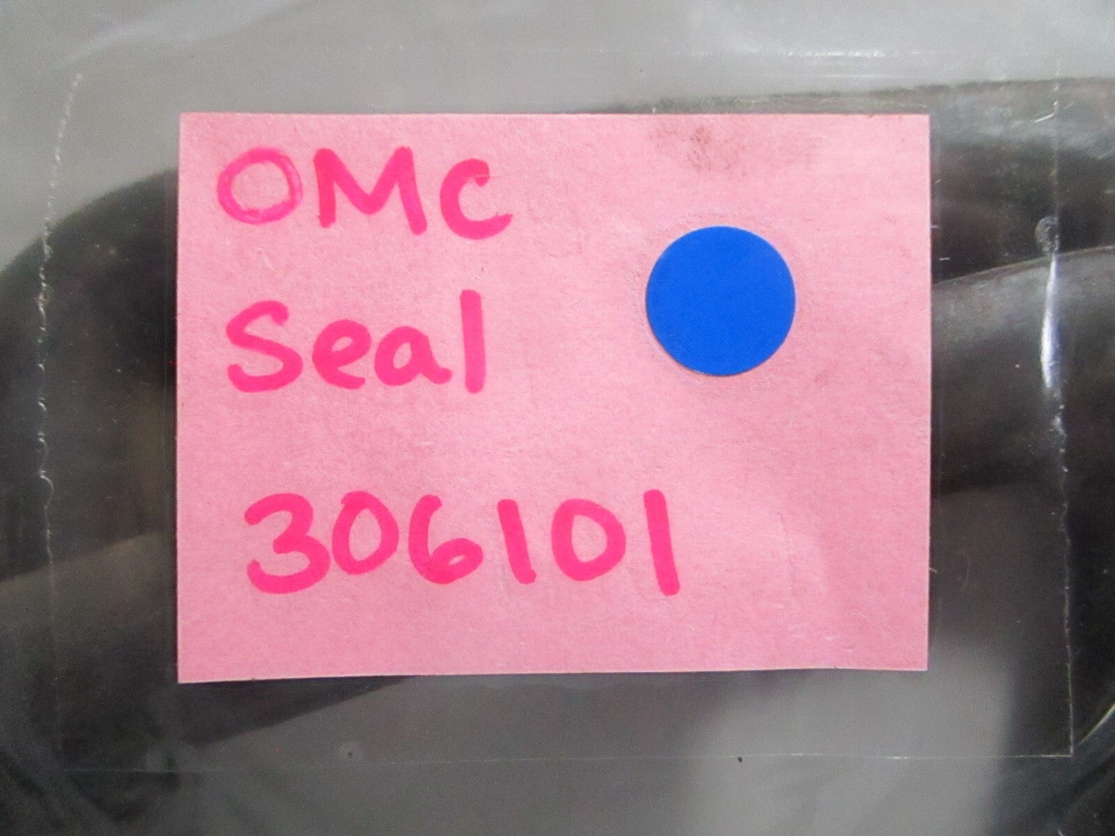 *NEW OEM* 0770 OMC Johnson Evinrude Seal 306101 0306101