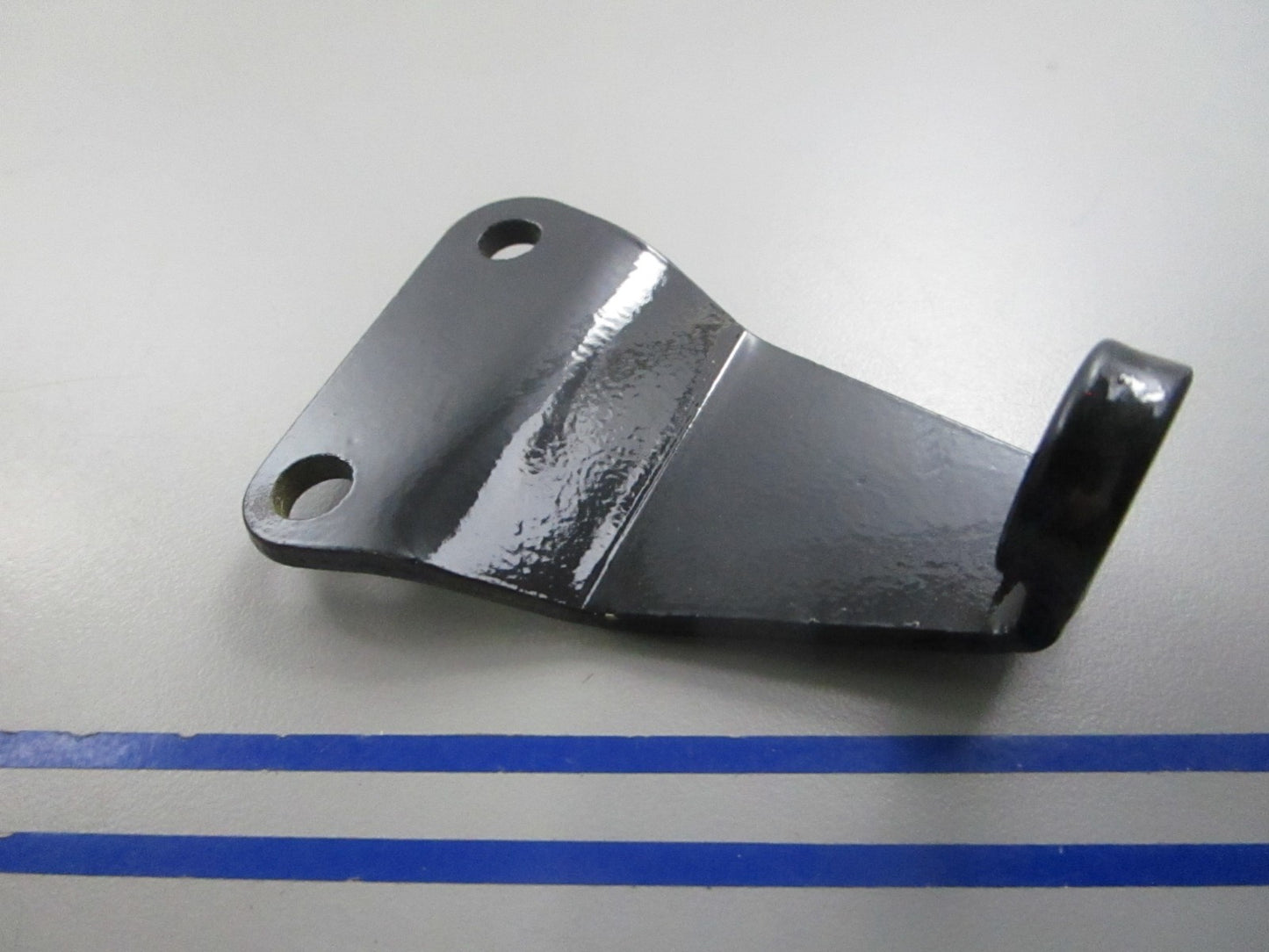 NEW OEM 30917 Mercury Quicksilver Bracket 0810