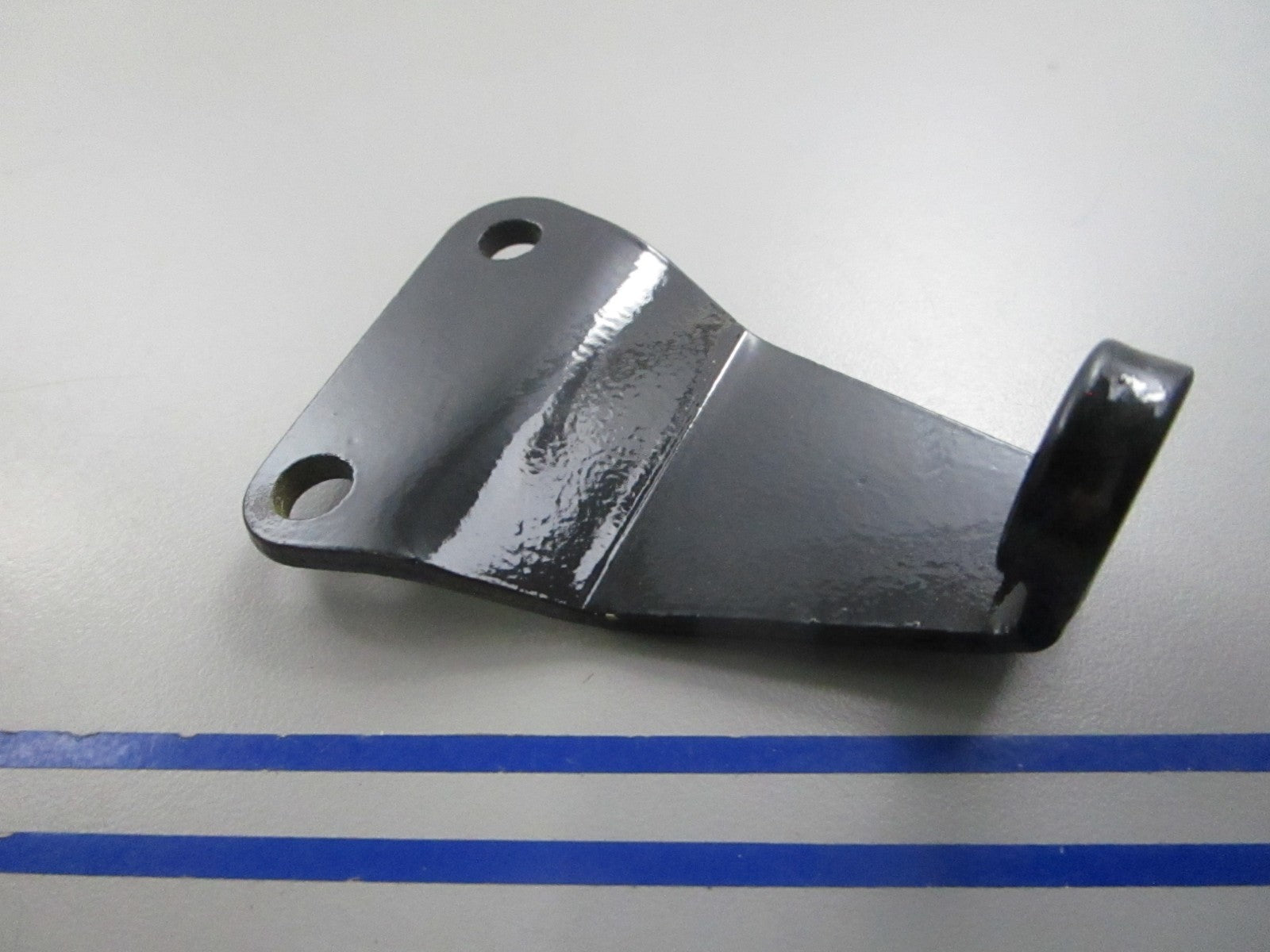 NEW OEM 30917 Mercury Quicksilver Bracket 0810