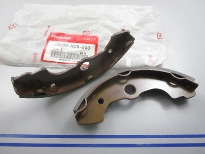 NEW OEM 06450-HC5-900 Honda Brake Shoe Set 0720