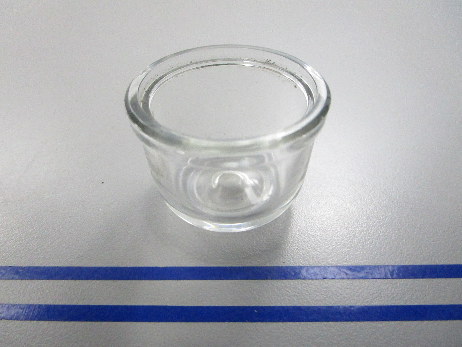 NEW OEM 302064 0302064 OMC Johnson Evinrude Bowl 0810