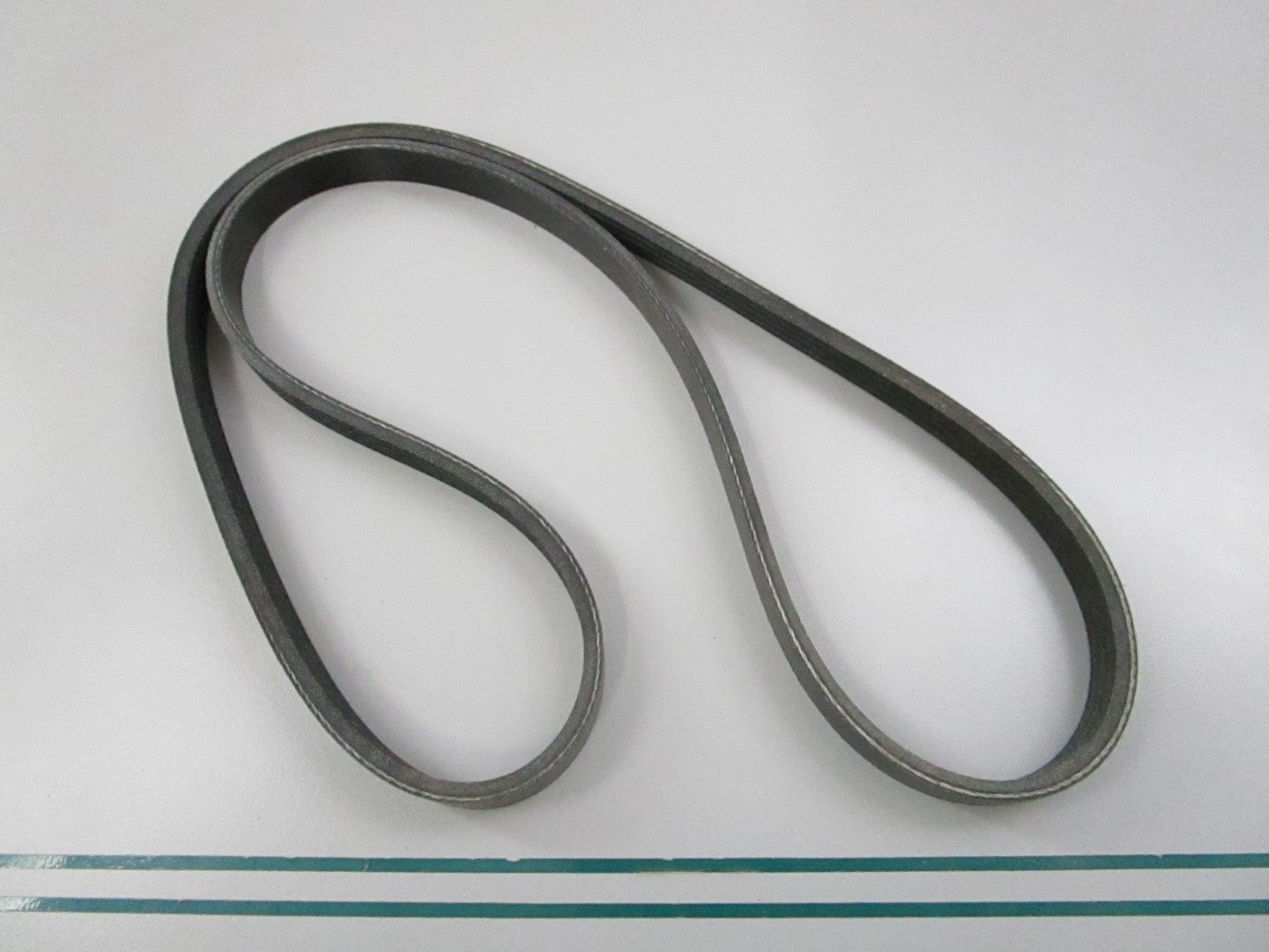 NEW 5040420 Dayco Serpentine Belt 0810
