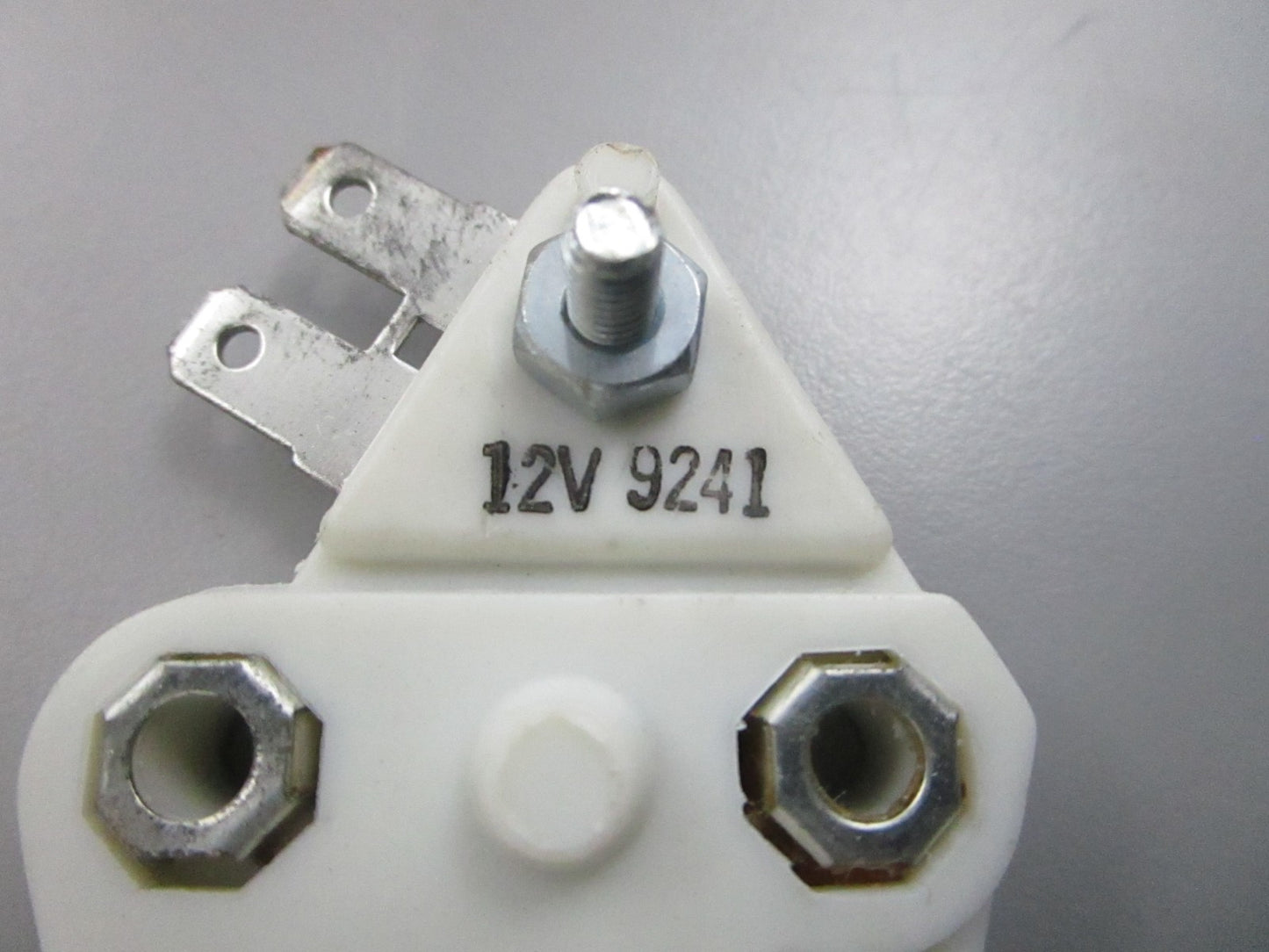 NEW VR191 Standard Voltage Regulator 0810