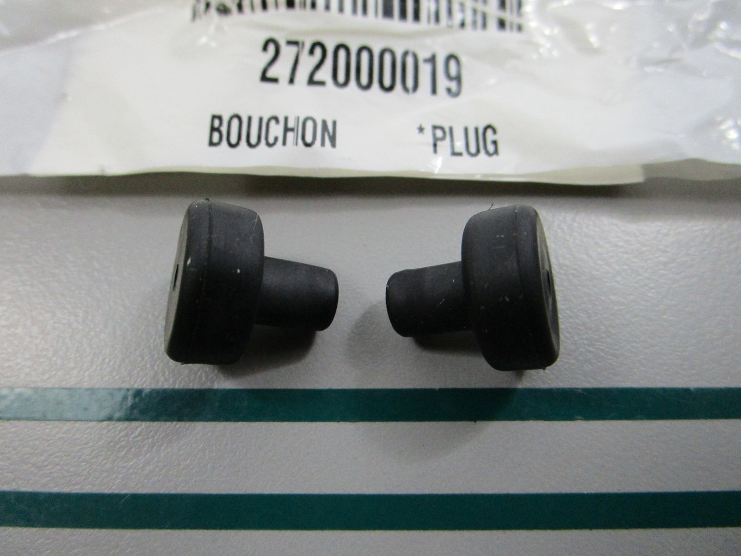 NEW (LOT OF 2) 272000019 Sea-Doo Plug 0810