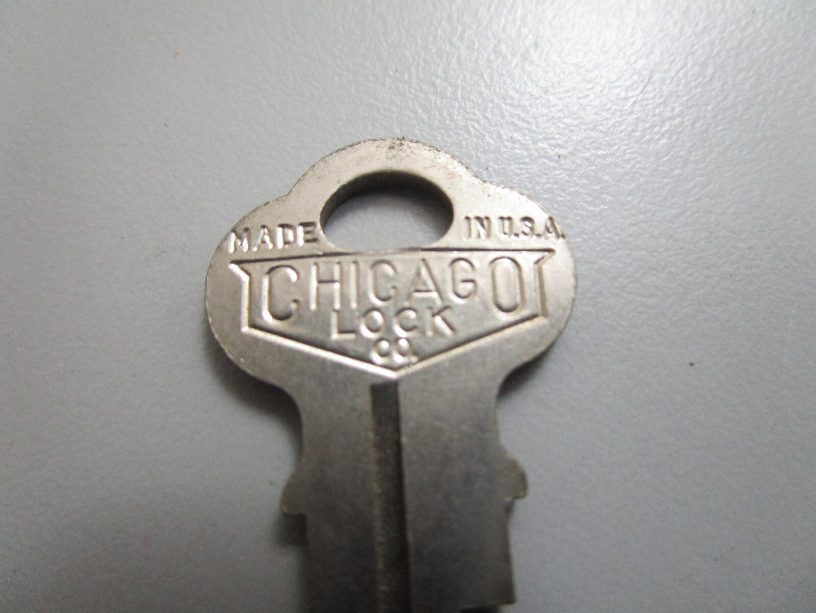 *NEW OEM* 0810 OMC Johnson Evinrude Ignition Key KF49 501564 0501564