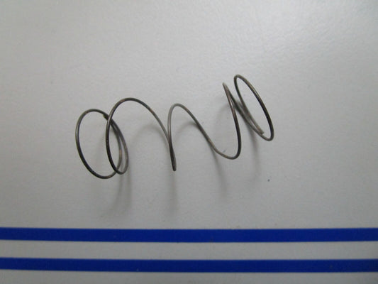 *NEW OEM* 0770 OMC Johnson Evinrude Spring 305199 0305199