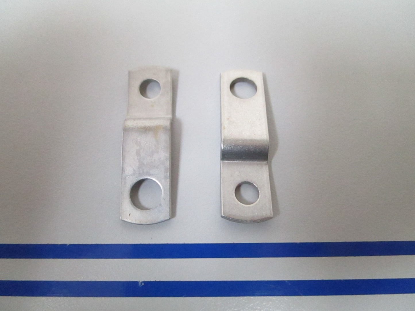 NEW OEM (LOT OF 2) 205041 0205041 OMC Johnson Evinrude Retainer 0810