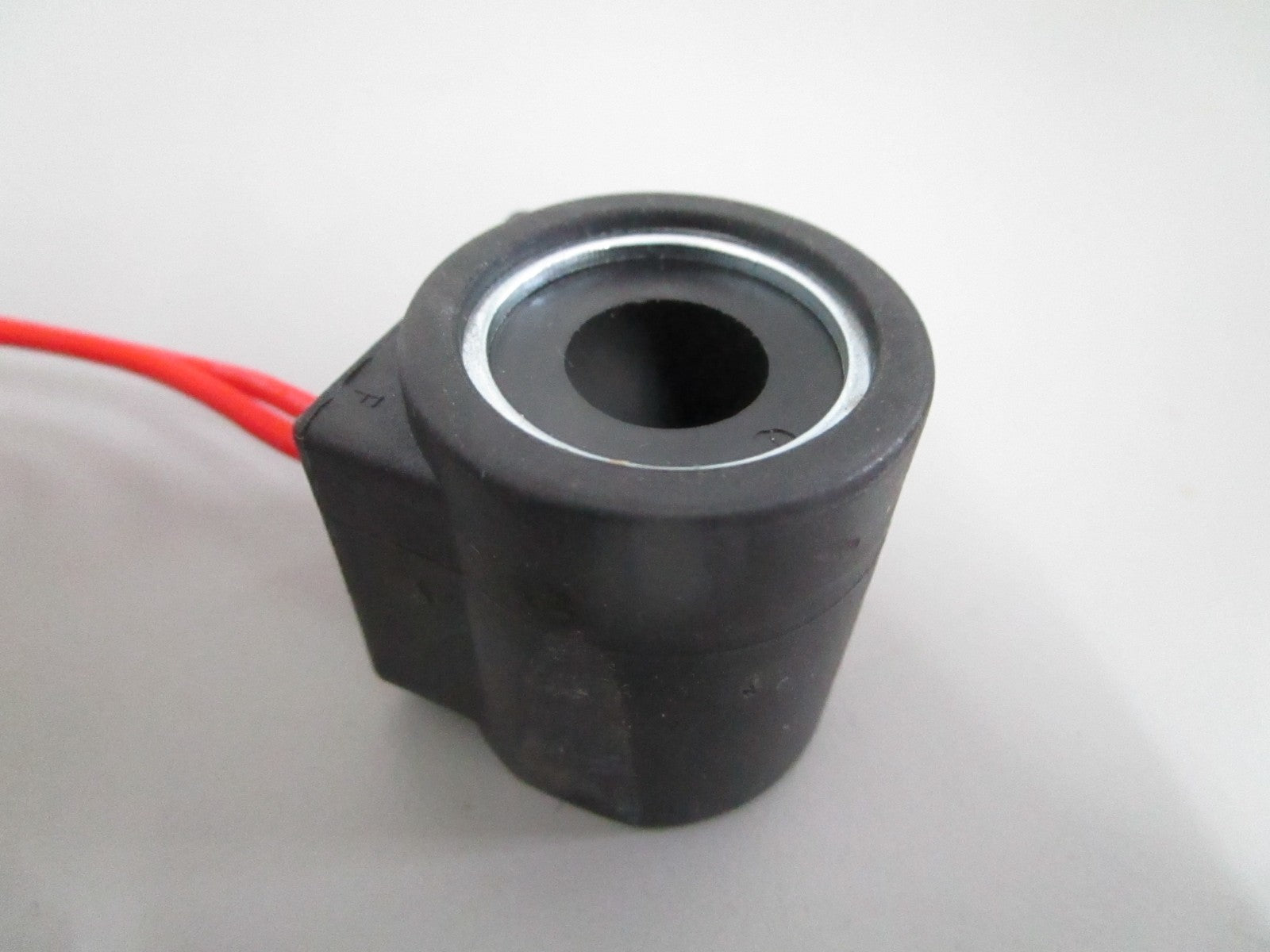 NEW OEM 6309412 Hydraforce 12V Solenoid 0820