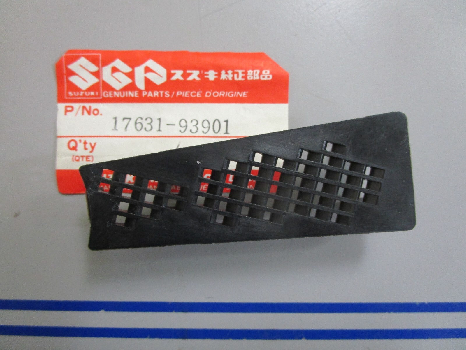 *NEW OEM* 0810 Suzuki Water Filter 17631-93901