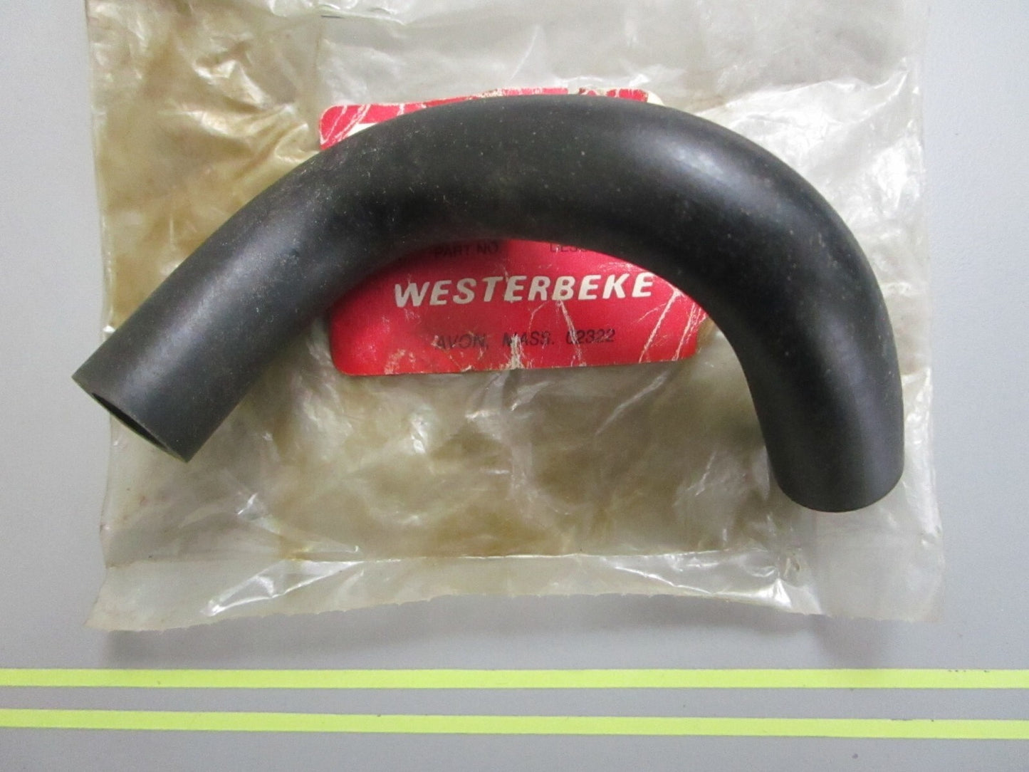 *NEW OEM* 0810 Westerbeke Hose 34076