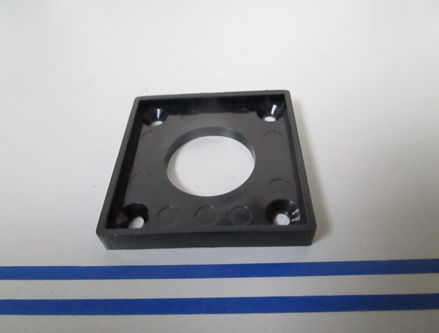 *NEW OEM* 0810 Mercury Force Mount Plate F5H038
