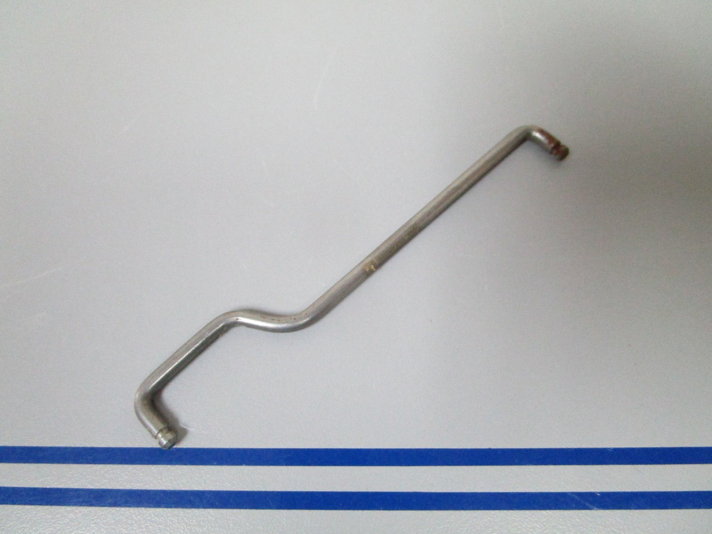 NEW OEM 205020 0205020 OMC Johnson Evinrude Valve Arm Link 0720