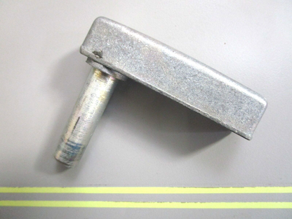 *NEW OEM* 0750 OMC Johnson Evinrude LATCH HANDLE 322537 0322537