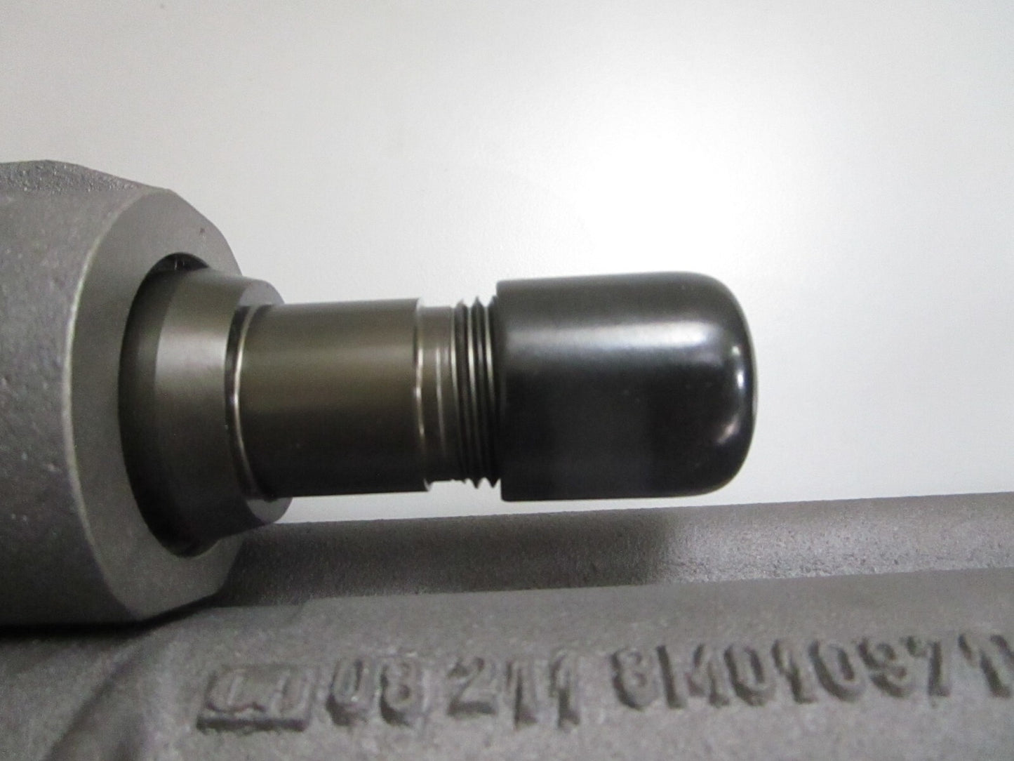 *NEW OEM* 0820 Mercury Quicksilver Power Steering Cylinder 8M010913 8M0109715
