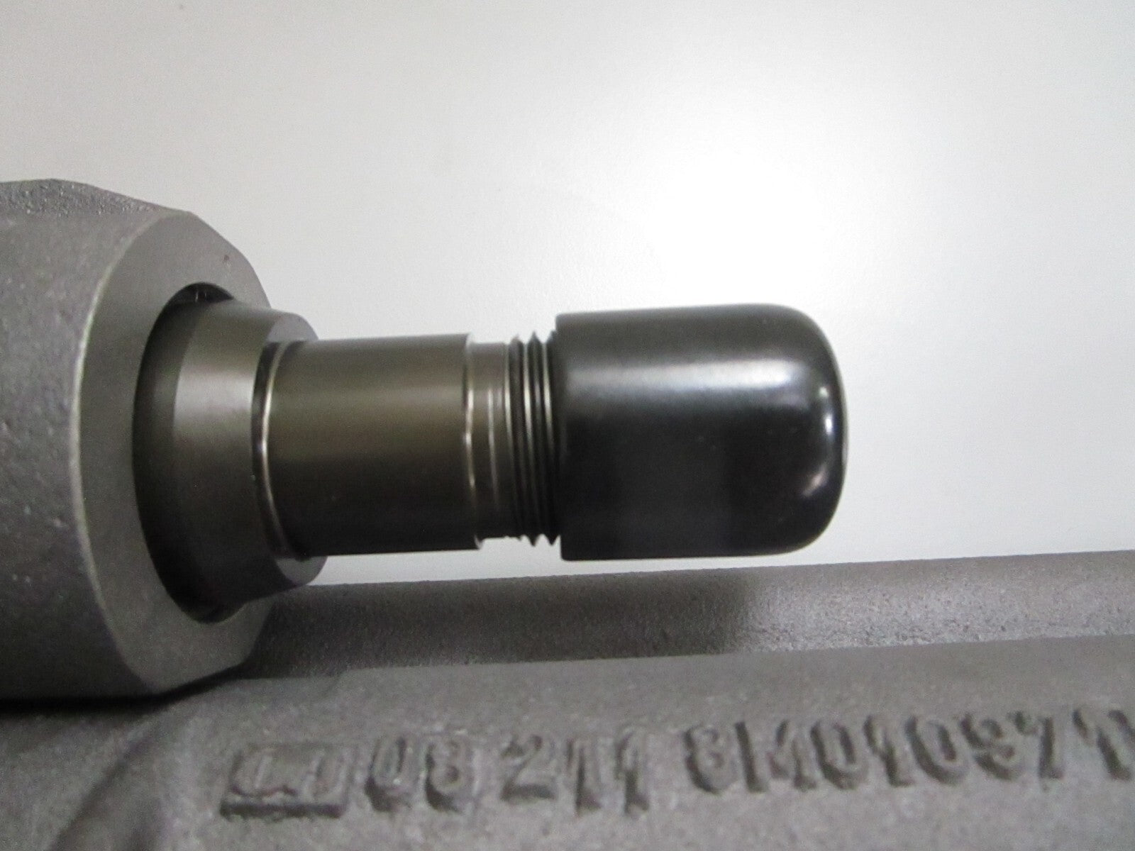 *NEW OEM* 0820 Mercury Quicksilver Power Steering Cylinder 8M010913 8M0109715