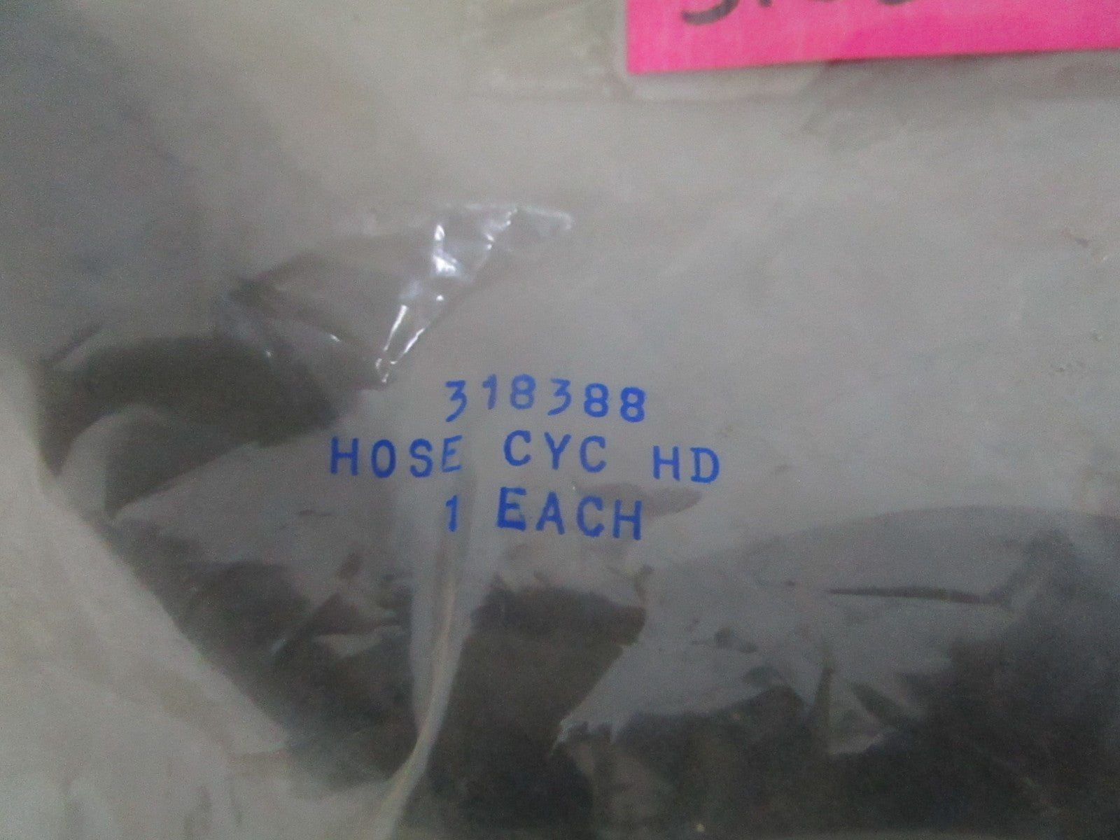 NEW OEM 318388 0318388 OMC Johnson Evinrude Hose 0820