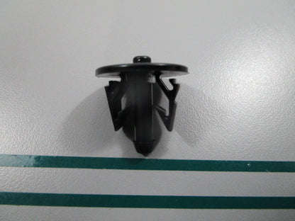 NEW OEM 321885 0321885 OMC Johnson Evinrude Nipple 0810