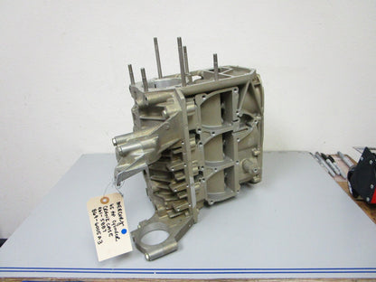 *NEW OEM* 0720 Mercury 65hp Cylinder Crankcase 961-5887 869-6005A3