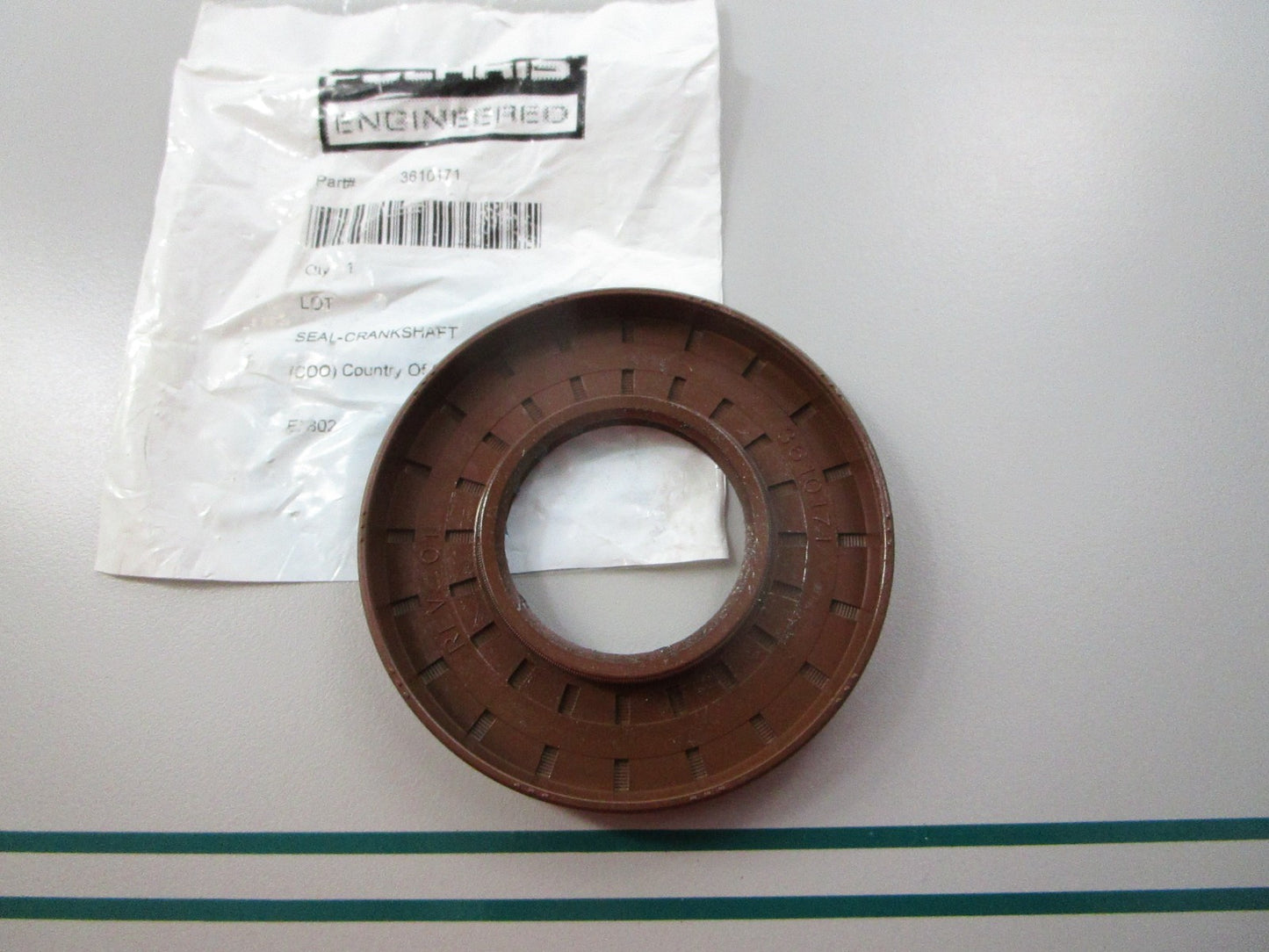 NEW OEM 3610171 Polaris Crankshaft Seal 0810