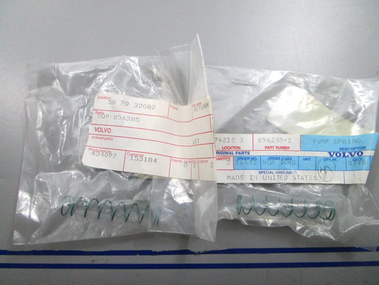*NEW OEM* (LOT OF 2) 0810 Volvo Penta Spring 856285