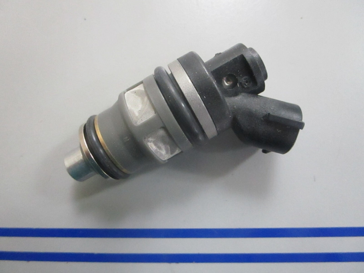 *NEW OEM* 0820 Suzuki Fuel Injector 15710-94900