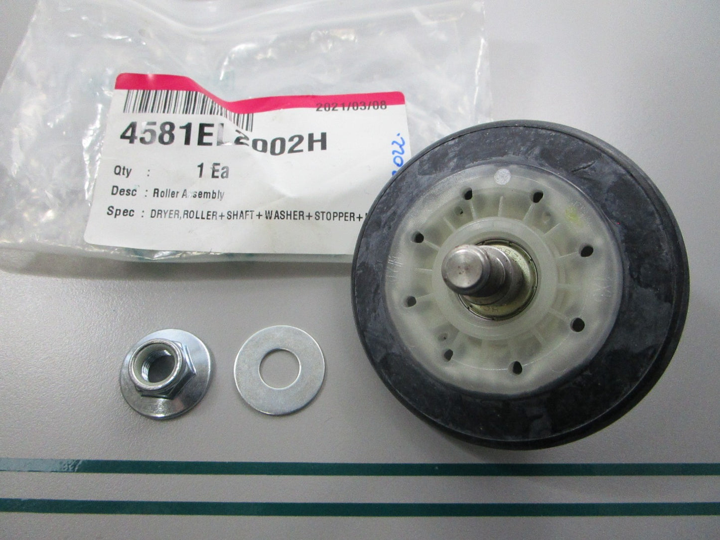 NEW OEM 4581EL2002H LG Roller Assembly 0810