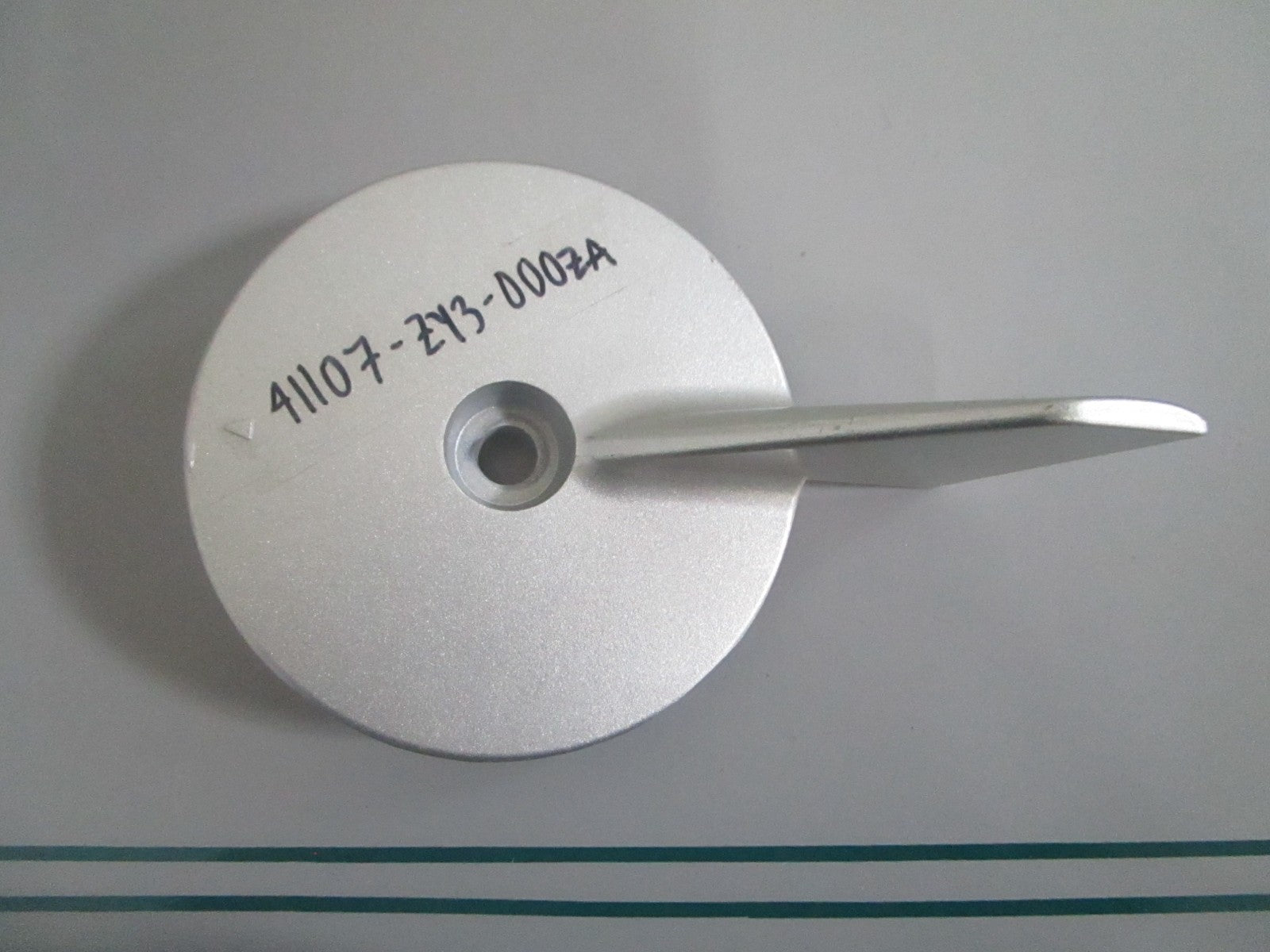 NEW OEM 41107-ZY3-000ZA Honda Anode 0820