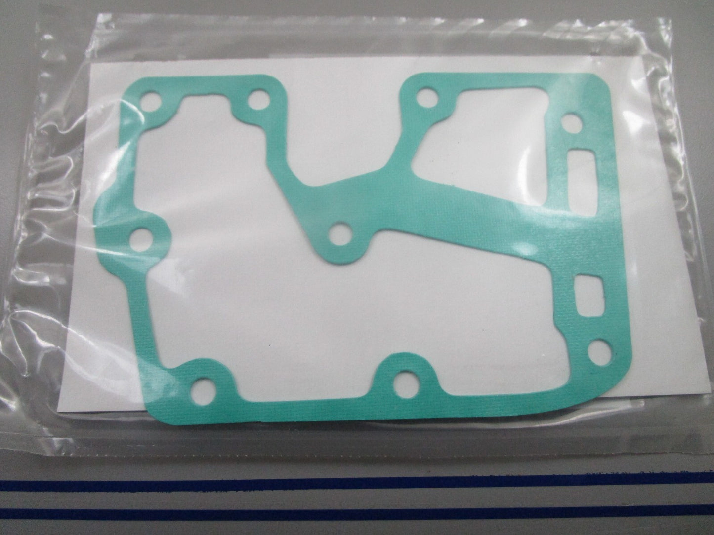 *NEW OEM* 0810 Mercury Quicksilver Gasket 27-892157
