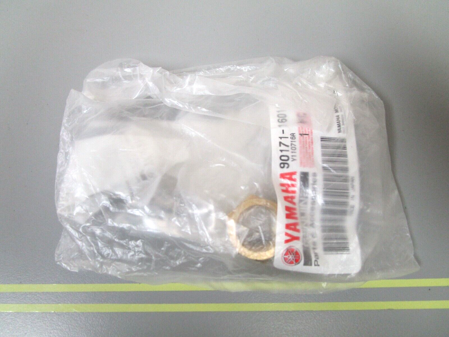 *NEW OEM* 0750 Yamaha PROPELLER NUT KIT 66T-W4599-00
