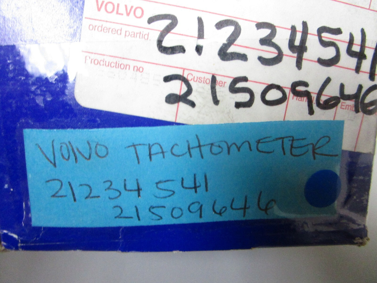 *NEW OEM* 0720 Volvo Penta 6 RPM 6000 Digital Tachometer 21234541 21509646