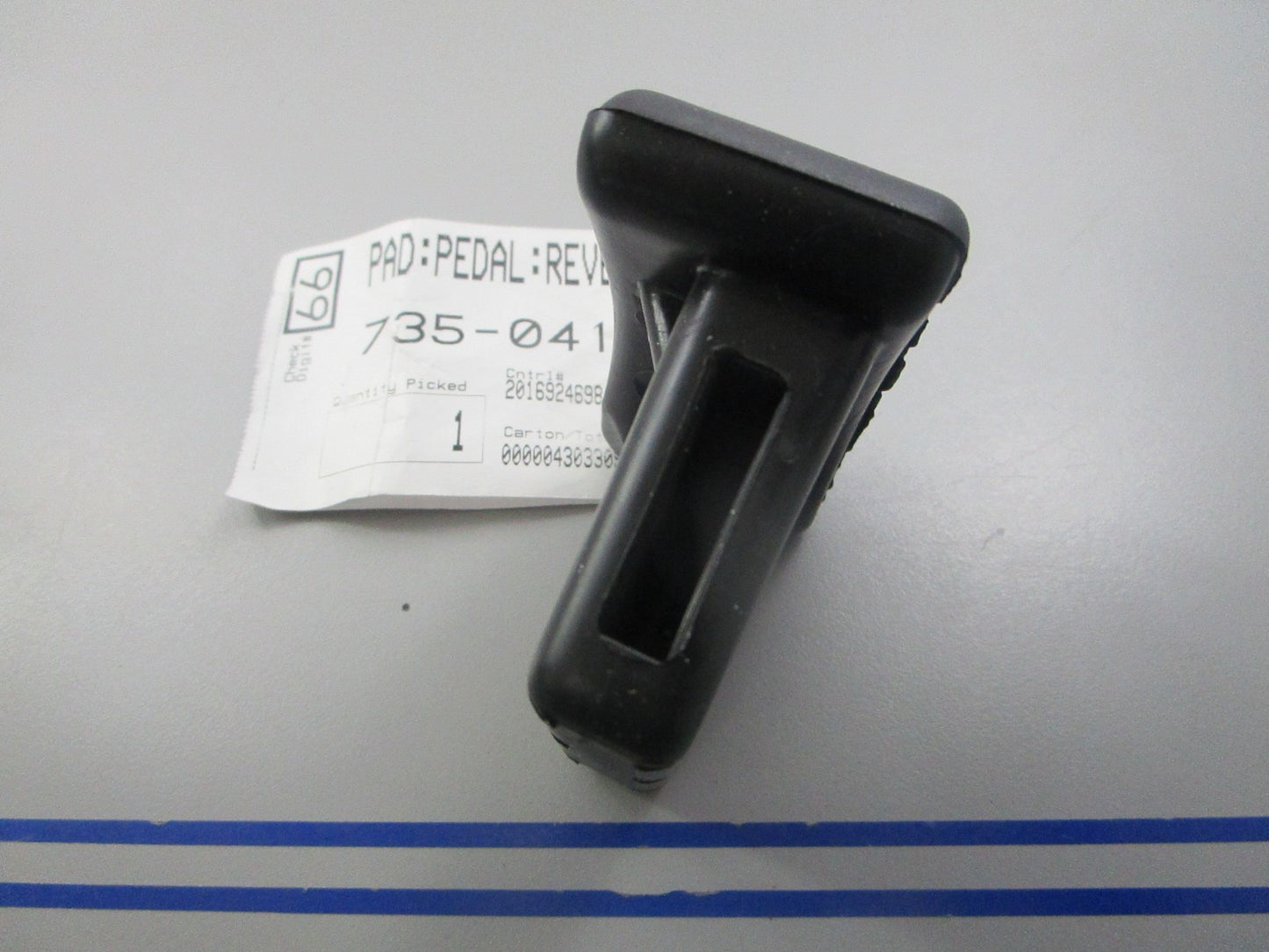 NEW OEM 735-04135 MTD Reverse Pedal Pad 0810