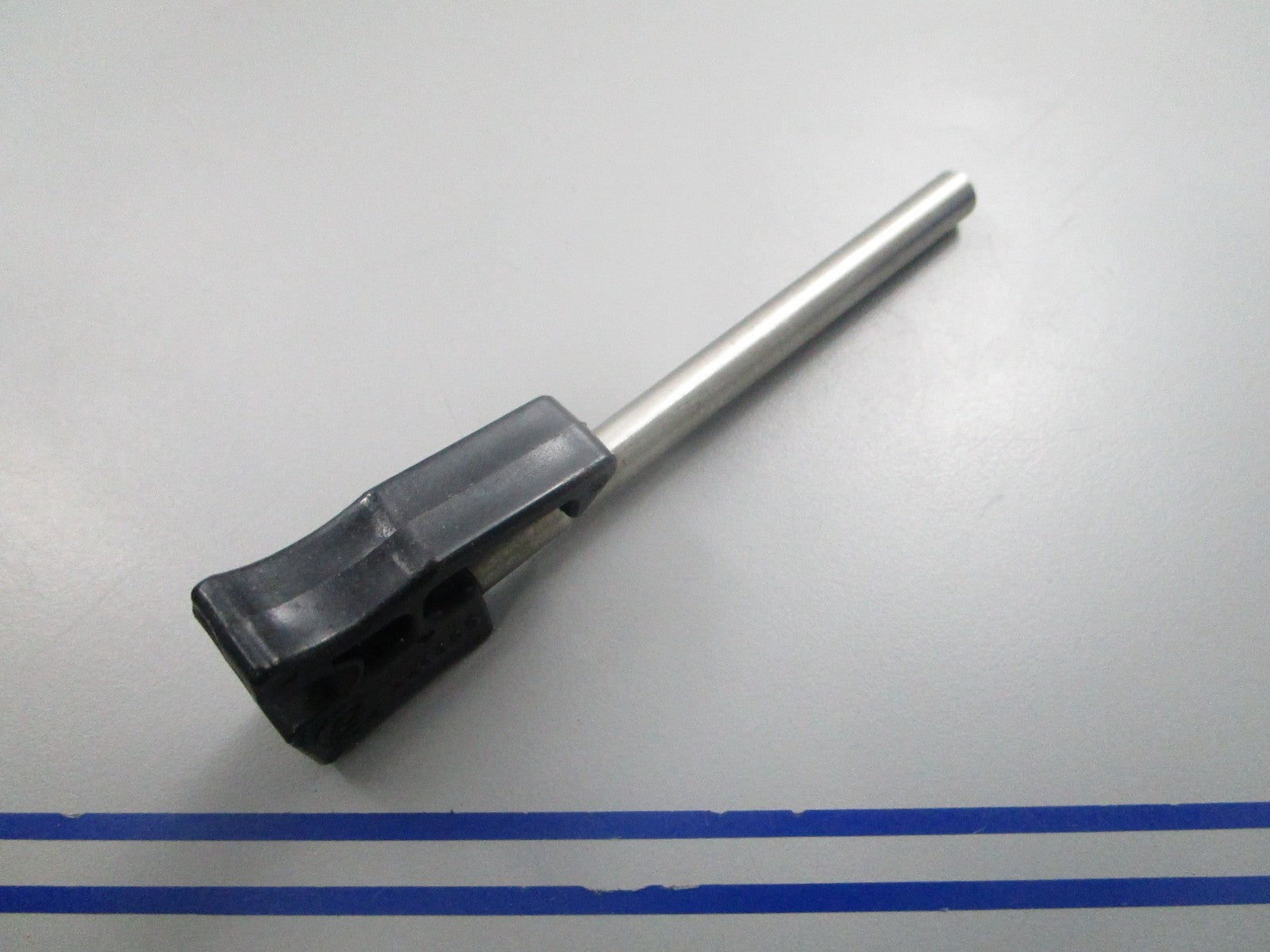 NEW OEM OMC Johnson Evinrude 324599 0324599 Tilt Pin 0810