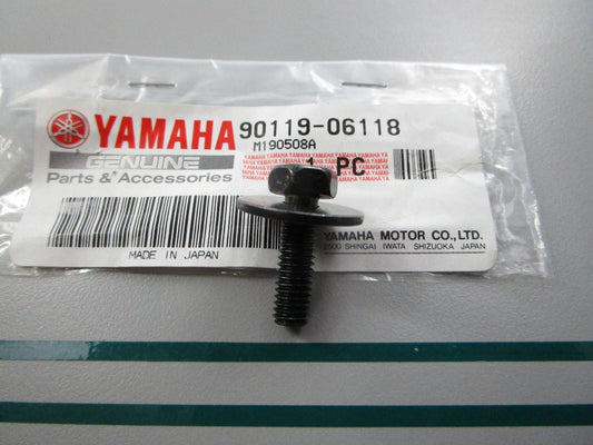 NEW OEM 90119-06118-00 Yamaha Bolt 0810