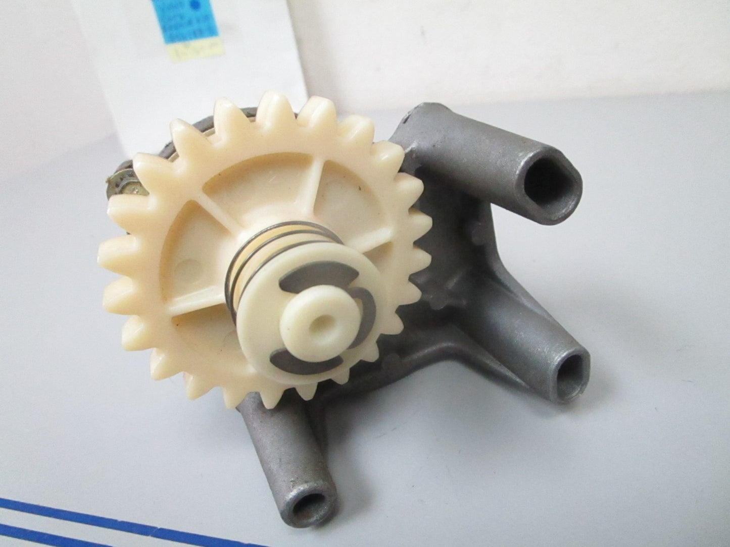 *NEW OEM* 0720 Lawn Boy 1972- 1974 12V Lawnmower Electric Starter Assy 679674
