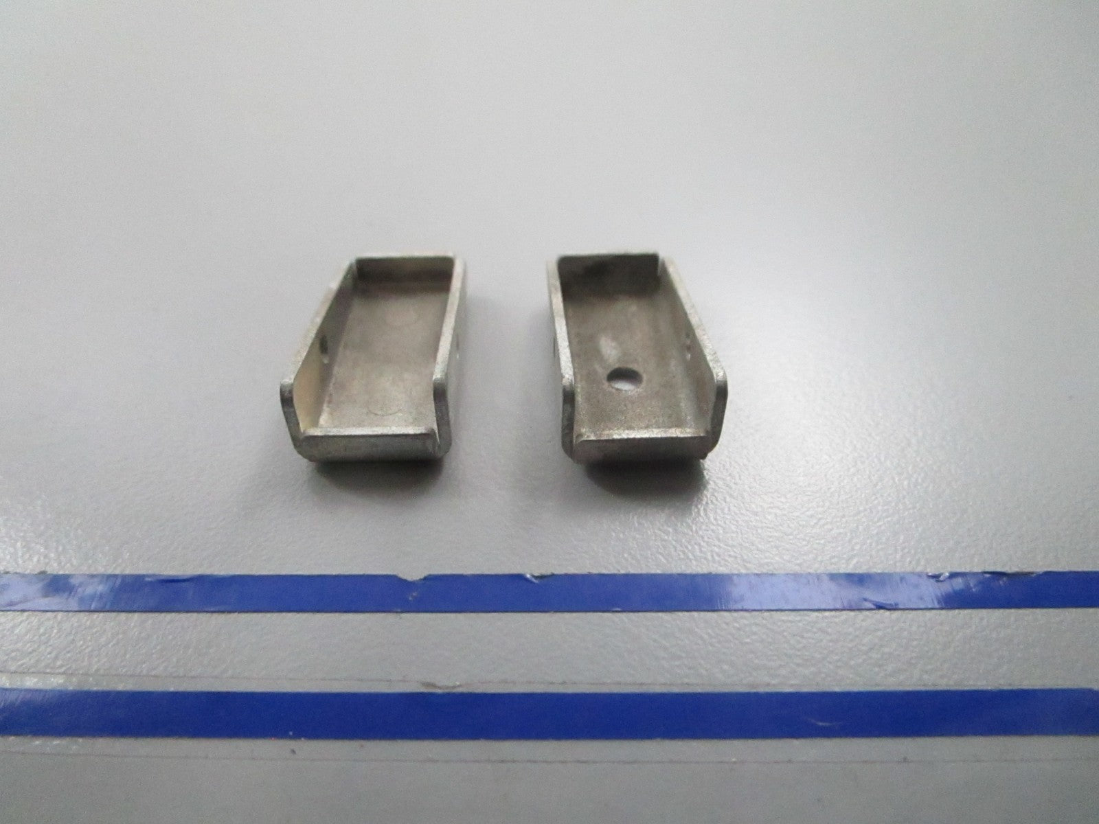 *NEW OEM* (LOT OF 2) 0810 OMC Johnson Evinrude Lock 301830 0301830