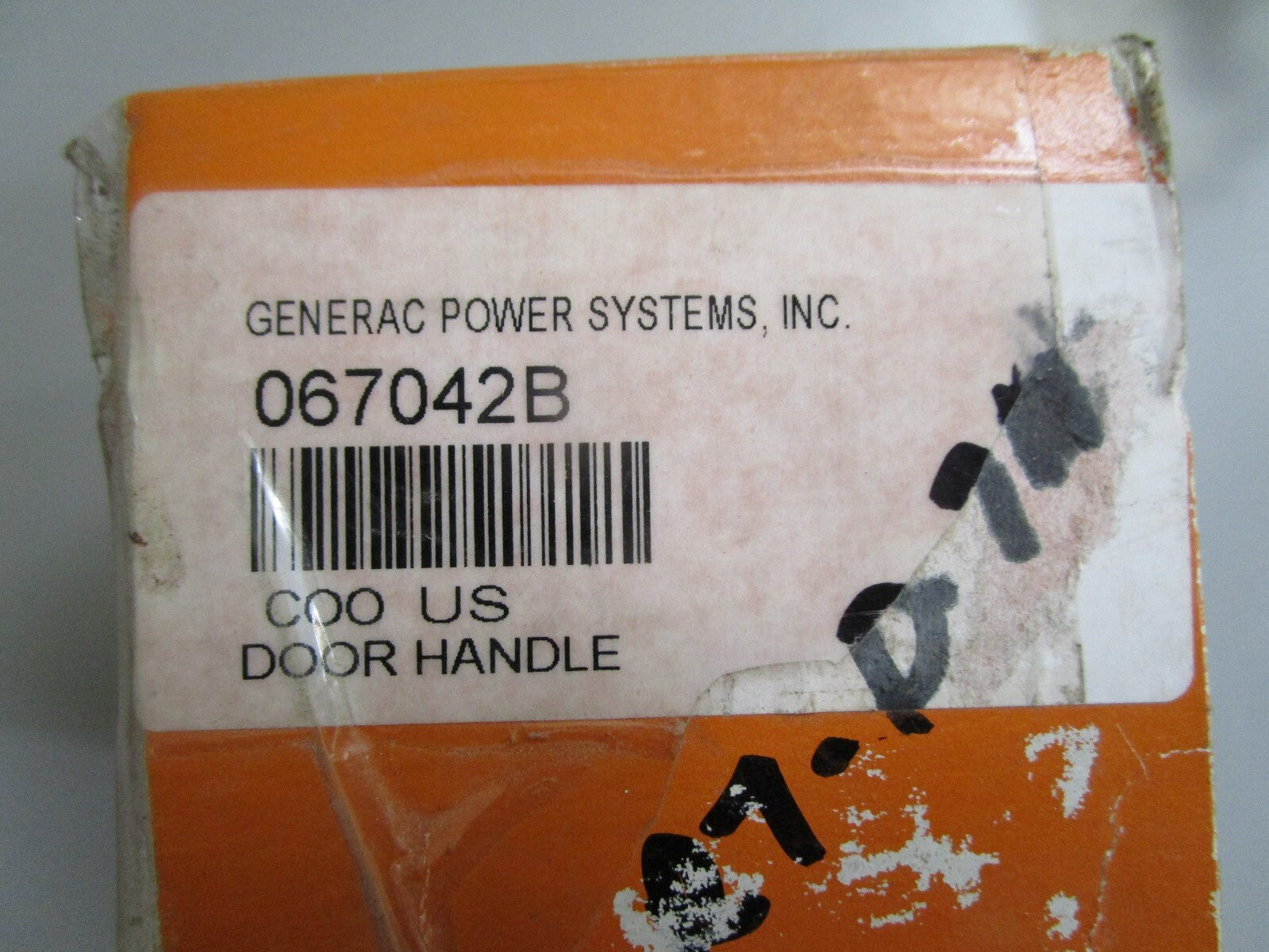 *NEW OEM* 0820 Generac Door Handle 067042B