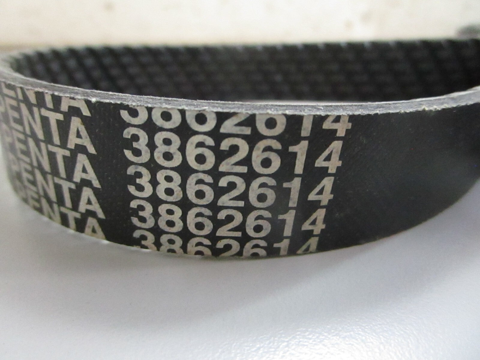 *NEW OEM* 0820 Volvo Penta Serpentine Belt 3862614