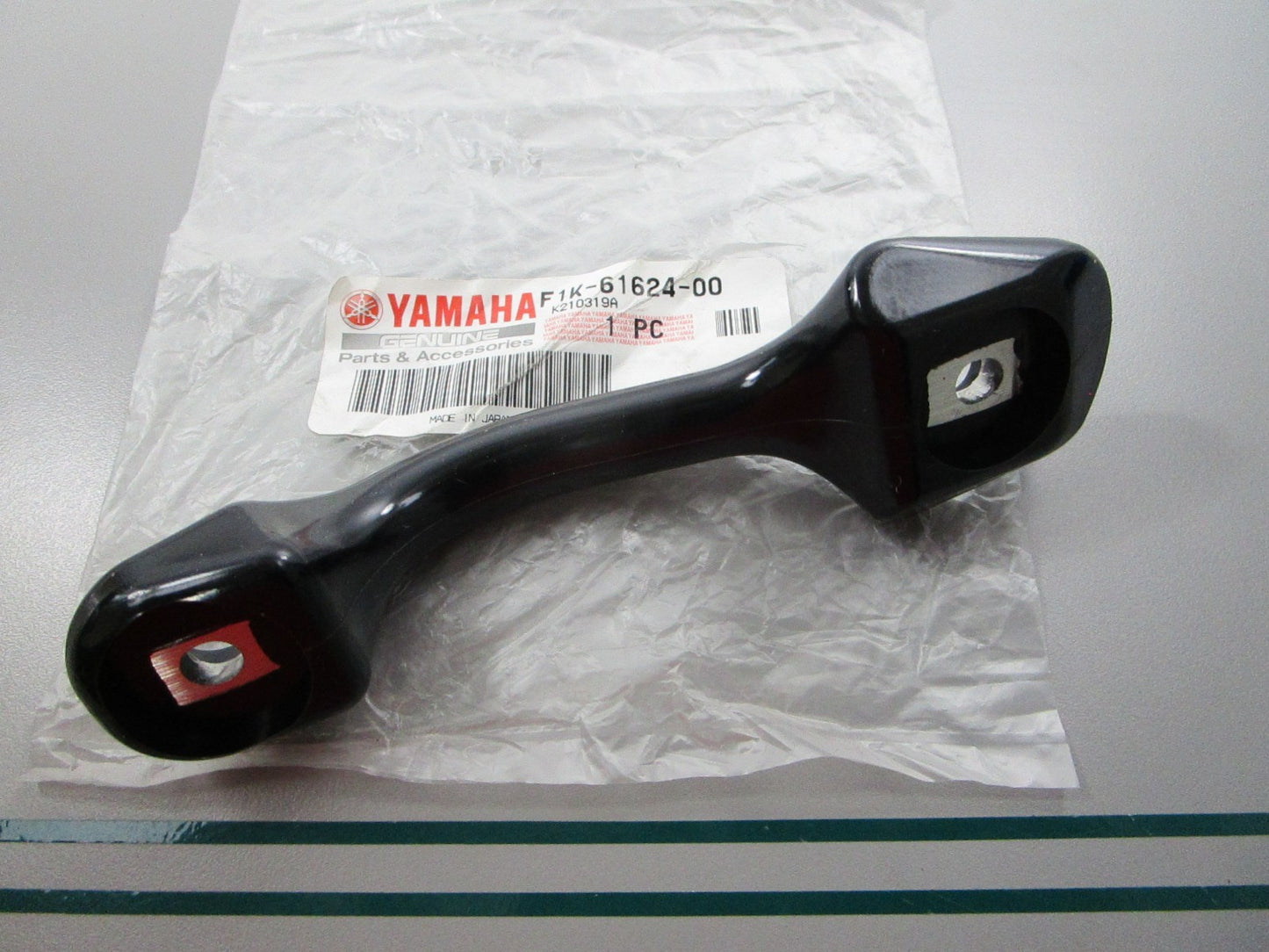 NEW OEM F1K-61624-00-00 Yamaha Boweye 0810