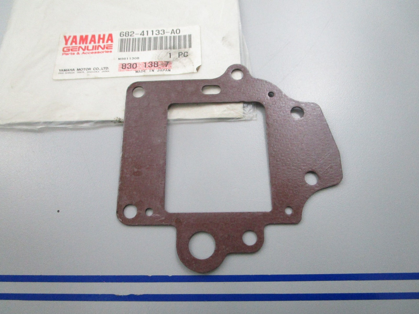 NEW OEM Yamaha 682-41133A0-00 Manifold Gasket 0810