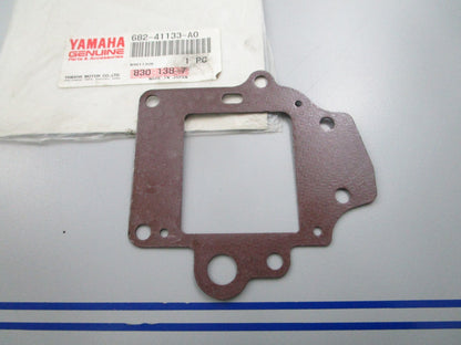 NEW OEM Yamaha 682-41133A0-00 Manifold Gasket 0810
