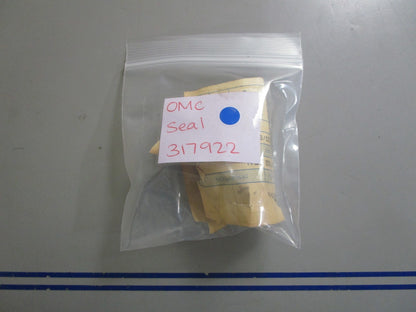 *NEW OEM* 0810 OMC Johnson Evinrude Seal 317922 0317922