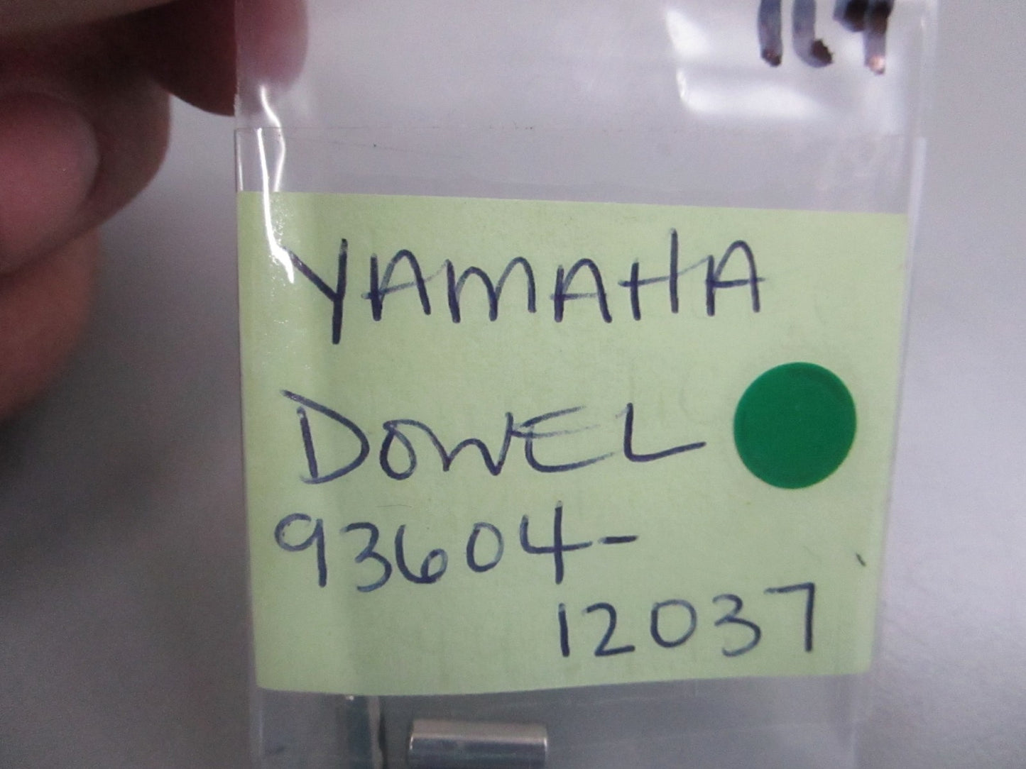 NEW OEM (LOT OF 4) 93604-12037-00 Yamaha Dowel 0810