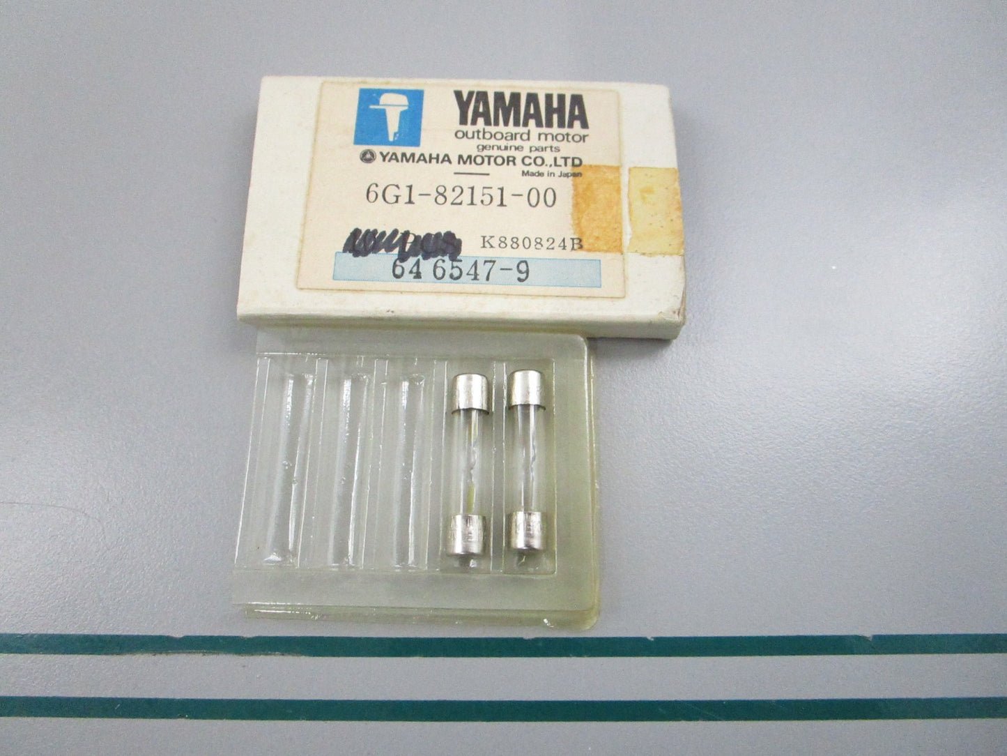 NEW OEM (LOT OF 2) 6G1-82151-00-00 Yamaha 10A Fuse 0810