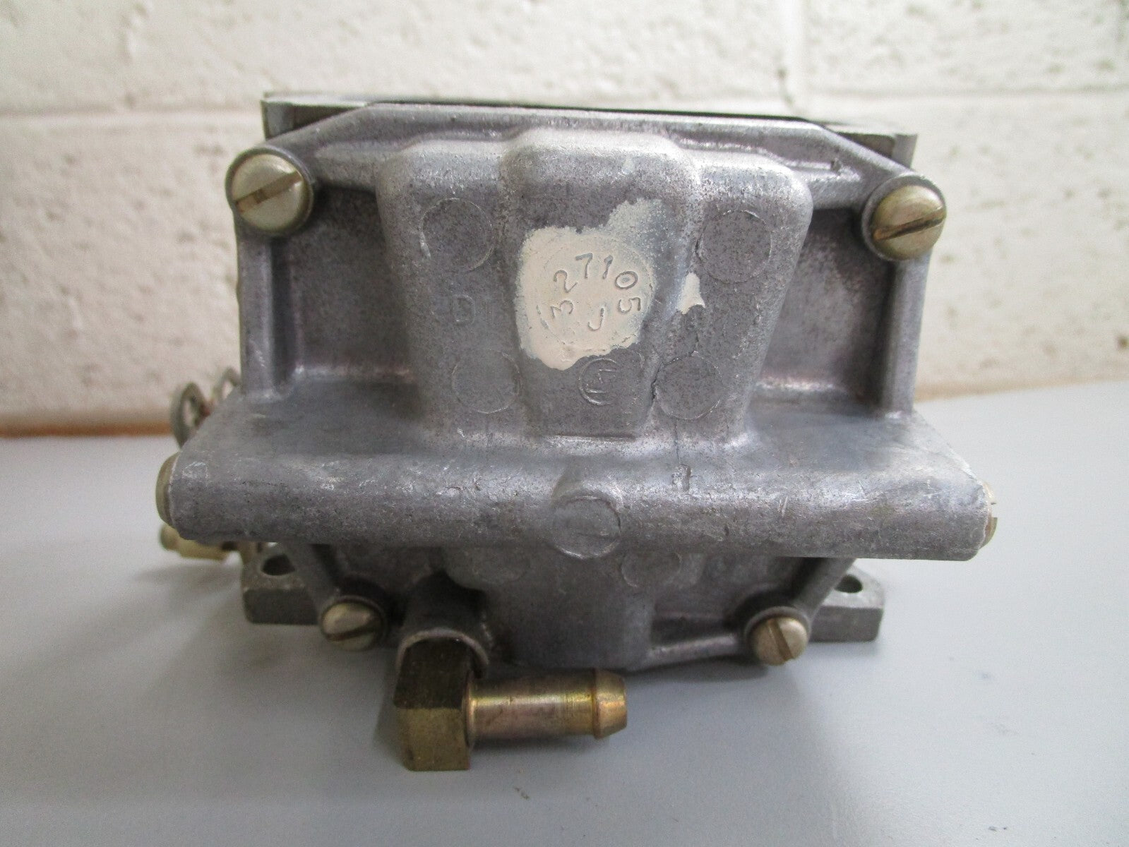 *NEW OEM* 0820 OMC Johnson Evinrude 80' 81' 150 200HP Center Carburetor 390402