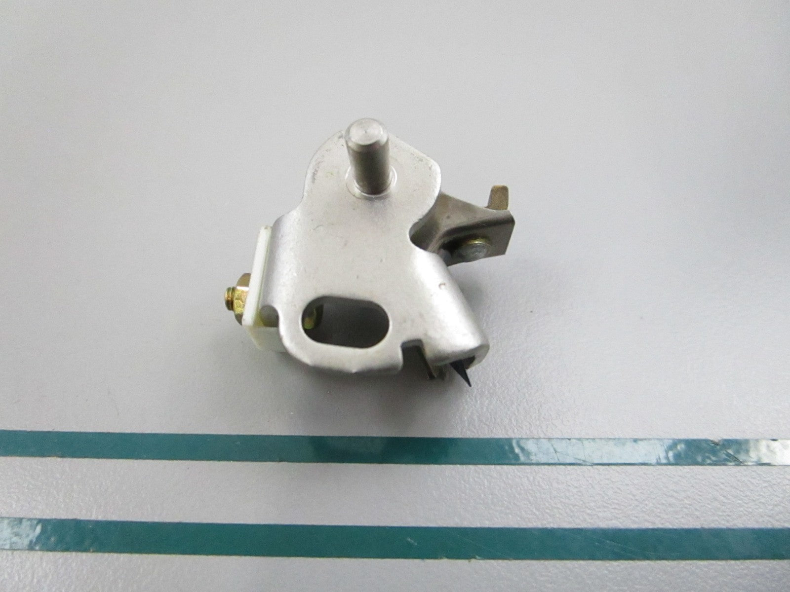 NEW OEM 806-81321-20-00 Yamaha Contact Breaker 0810