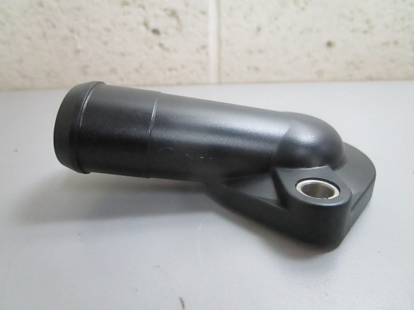 *NEW OEM* 0820 Volvo Penta Water Hose Connector 872752