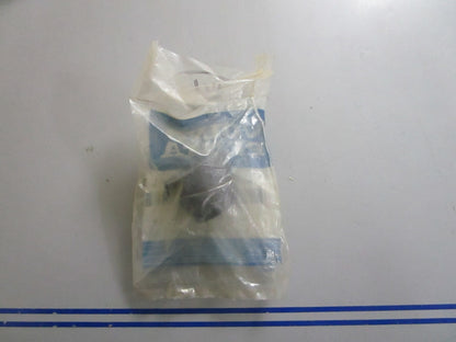 *NEW OEM* 0810 Volvo Penta Plug 3851385-9