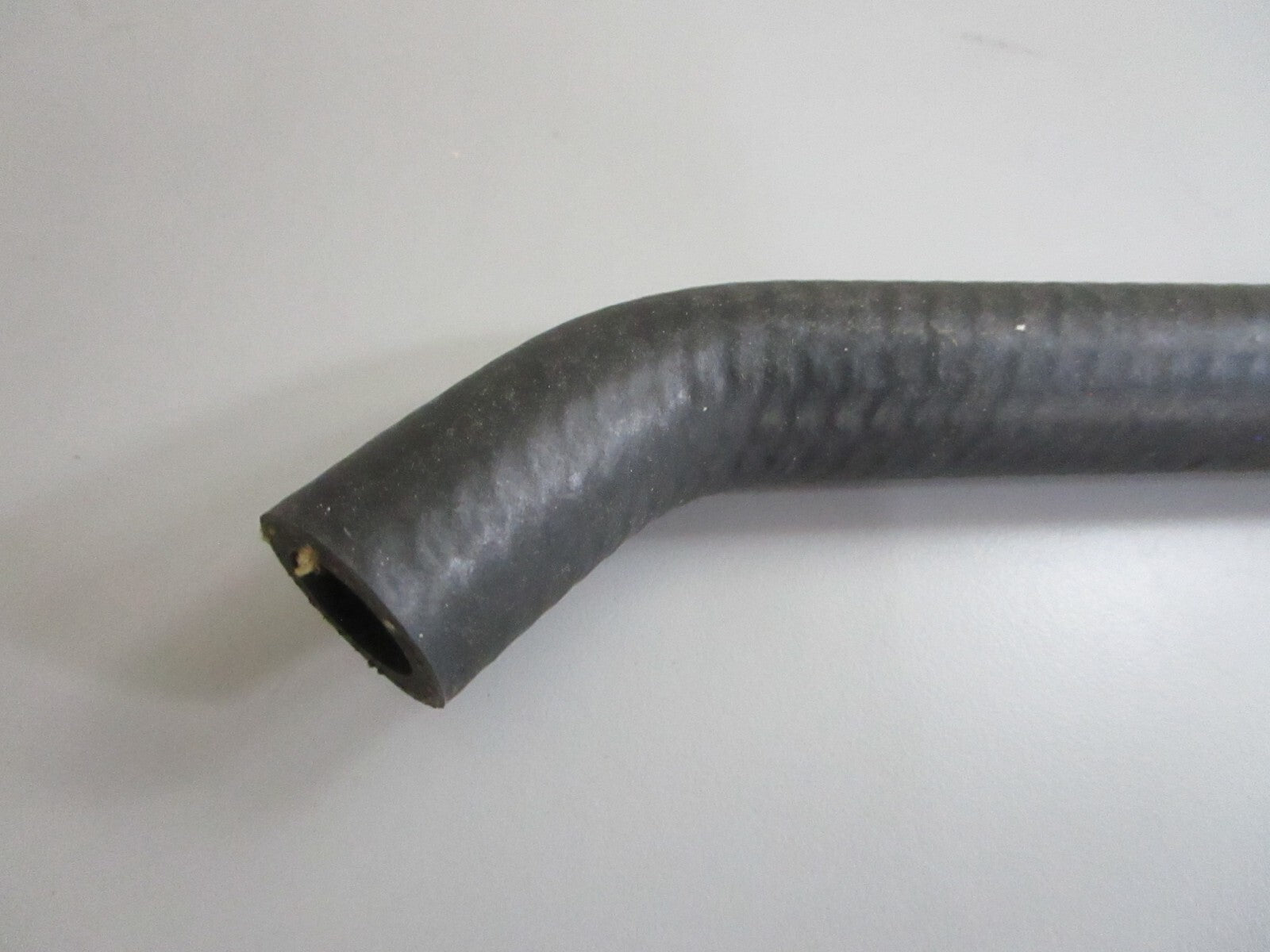 *NEW OEM* 0820 Mercury Quicksilver Hose 32-864229