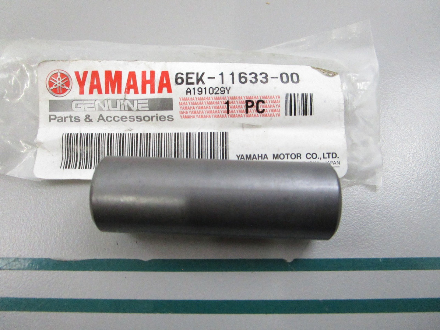 NEW OEM 6EK-11633-00-00 Yamaha Piston Pin 0810