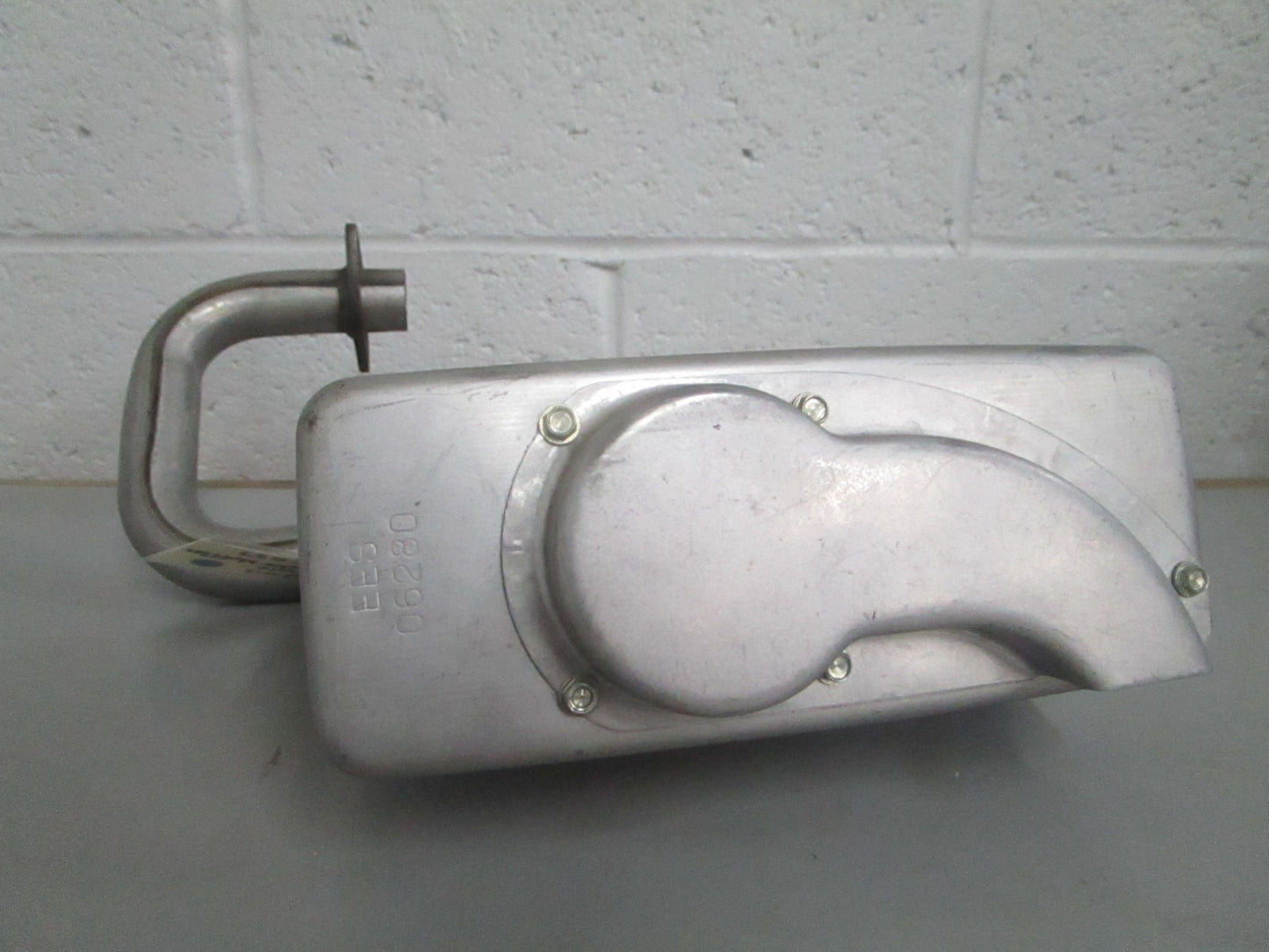 *NEW OEM* 0820 Stens Single Cylinder Muffler 105-027